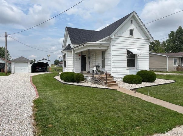 110 E Beech Street, Shelbina, MO 63468