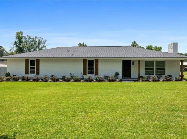 16658 East Highway 40 Highway, Independence, LA 70443