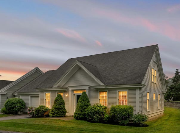 86 Farragut Way, Kennebunk, ME 04043