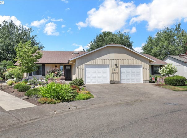 2776 DAYNA LN, Eugene, OR 97408