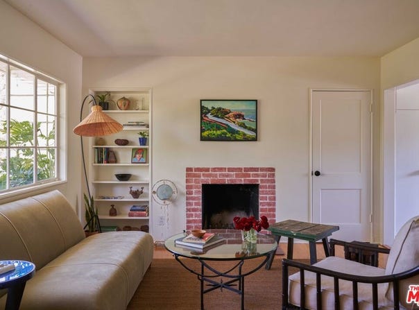5382 Village Grn, Los Angeles, CA 90016