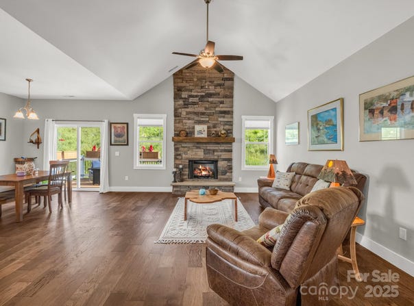 231 Leyland Circle, Hendersonville, NC 28792
