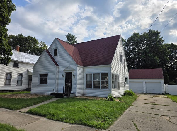 224 N Clinton Street, Charlotte, MI 48813