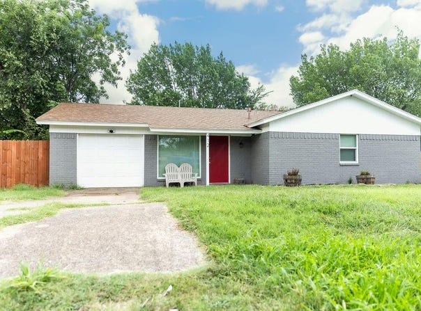 412 N Birch Street, Springtown, TX 76082