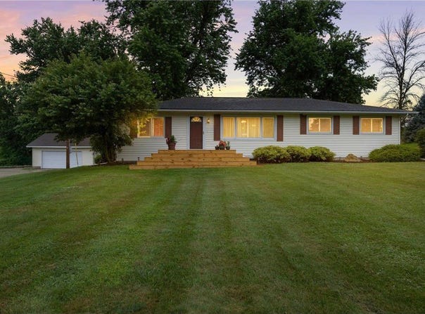 13380 County 1 Boulevard, Cannon Falls, MN 55009