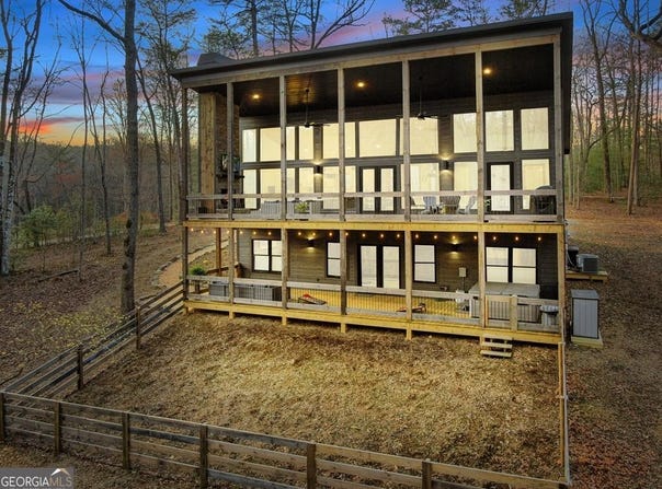 569 Lees Ride, McCaysville, GA 30555