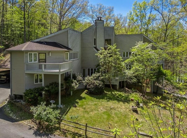 1240 Village Road, MURPHY, NC 28906