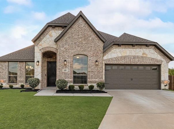 629 Dean Box Drive, Waxahachie, TX 75165
