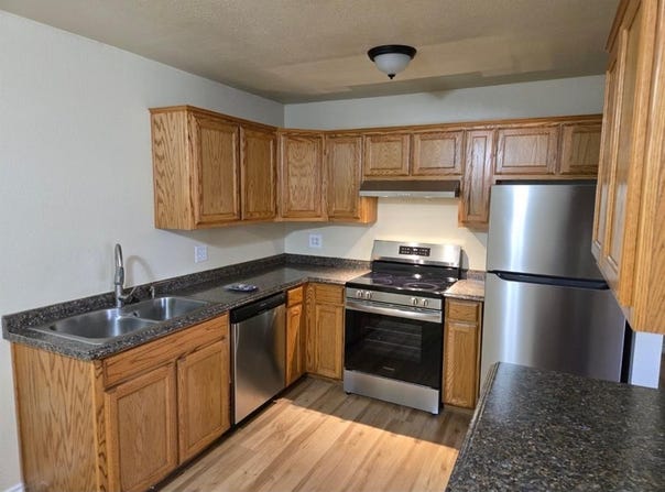 935 S Dixon Street, Gainesville, TX 76240