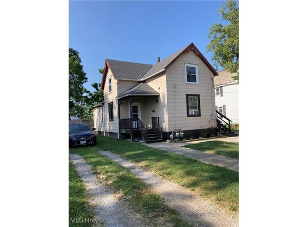 312 16th Street, Lorain, OH 44035