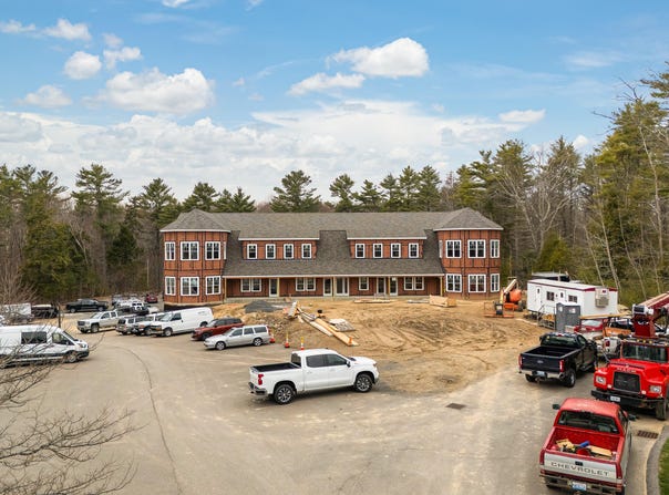 1132 US Route 1, York, ME 03909