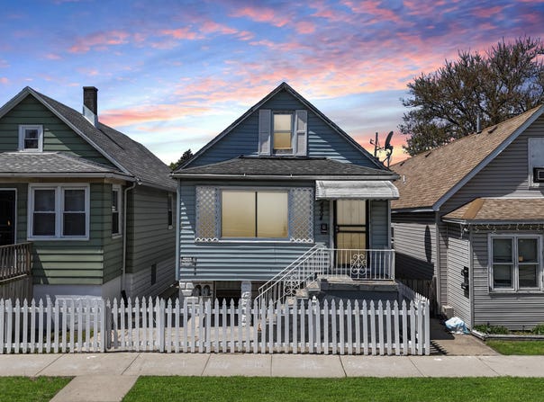 4854 Wegg Avenue, East Chicago, IN 46312