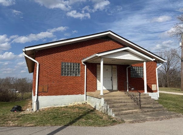 15489 Madison Pike, Demossville, KY 41033