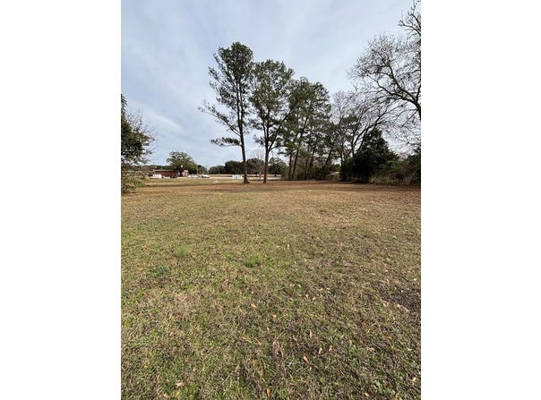3251 S Eufaula Ave, Eufaula, AL 36027