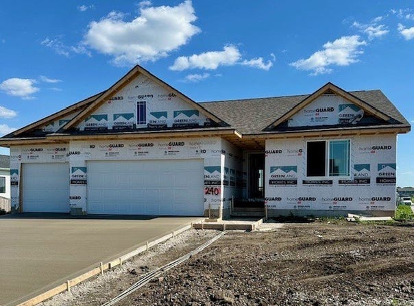 240 NW Lavelle Drive, Waukee, IA 50263