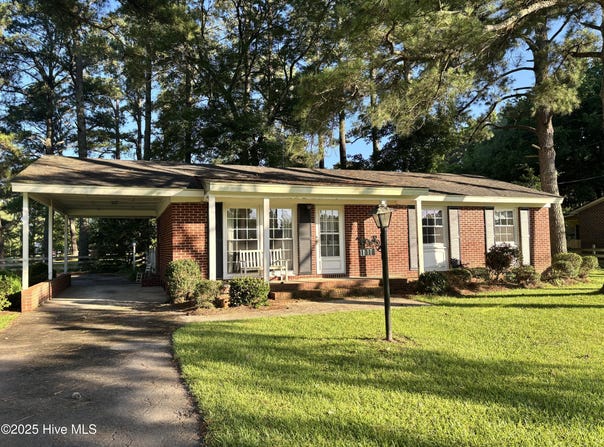 1316 Nc 137, Eure, NC 27935