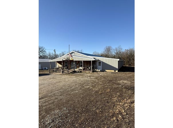 12037 State Highway 32, Roby, MO 65557