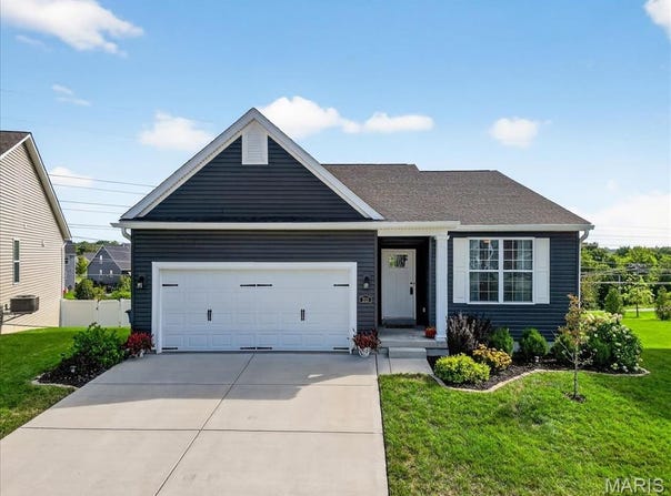 213 Dell View Drive, Arnold, MO 63010