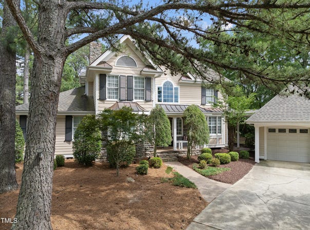 1300 Heritage Club Avenue, Wake Forest, NC 27587