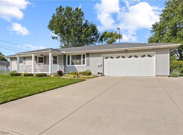 3610 Palm Springs Drive, Lorain, OH 44053