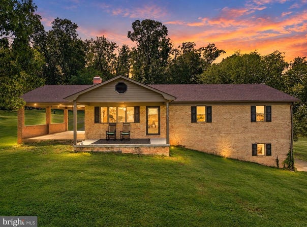 981 LEAKSVILLE, LURAY, VA 22835