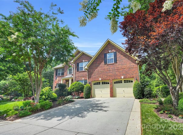 5706 Carter Woods Court, Waxhaw, NC 28173