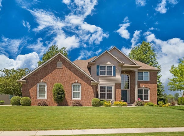 1306 McCormick Dr, Nappanee, IN 46550