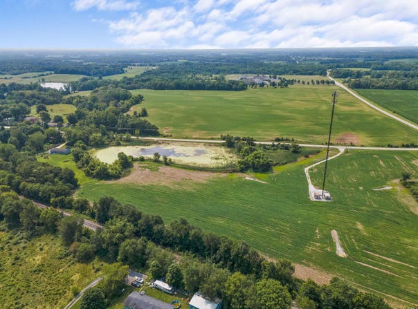7364 W Old Trail Rd Road, Larwill, IN 46764