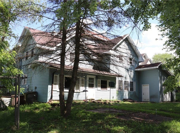 123 Forest Street, Fairchild, WI 54741