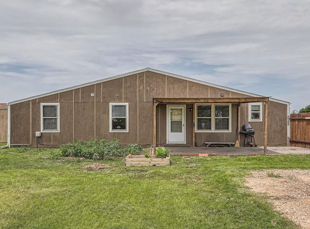 27 Blake RD, Maxwell, TX 78656