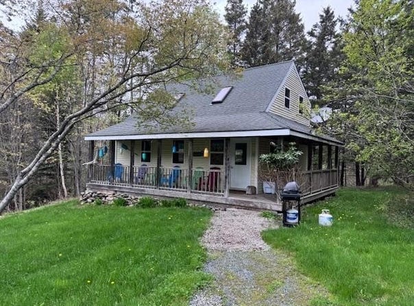 27 Spofford Drive, Deer Isle, ME 04627