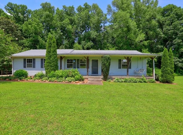 742 Highway 101 S, Temple, GA 30179