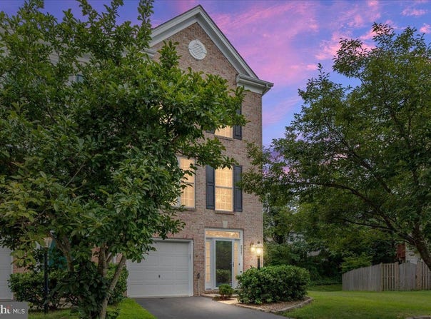 8937 BENCHMARK LANE, BRISTOW, VA 20136