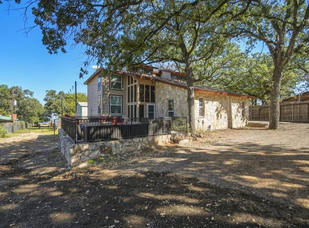 6580 Wells Burnett Road, Fort Worth, TX 76135