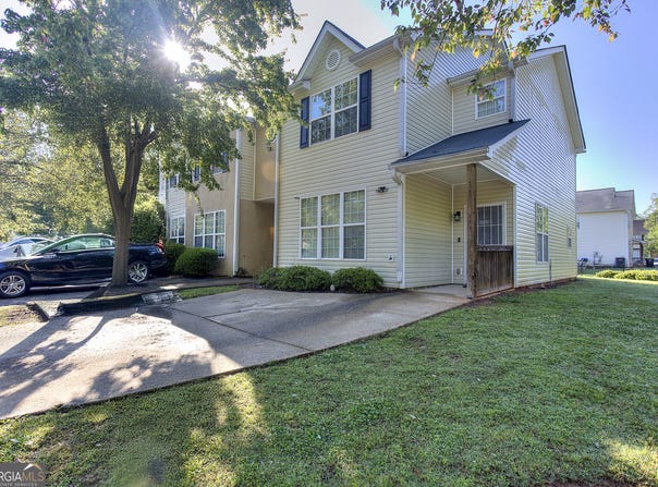 2326 Nicole, Hampton, GA 30228