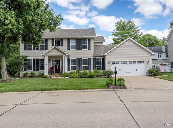 4949 Braid Hills Drive, St Peters, MO 63304