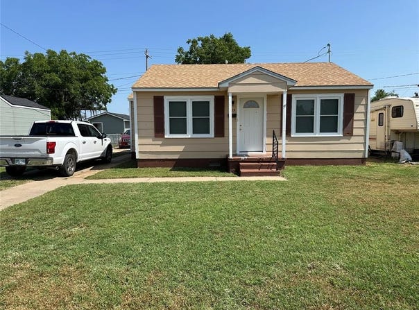 925 E Katy Drive, Altus, OK 73521