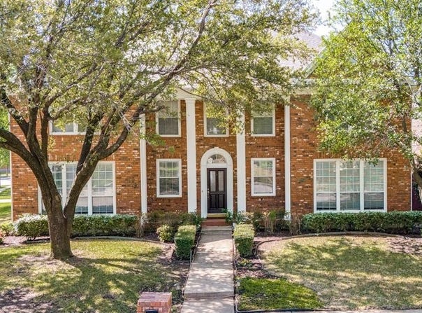 2204 Yaupon Drive, Irving, TX 75063