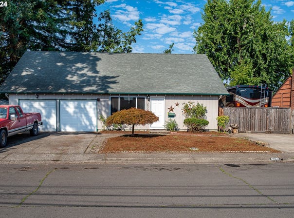 242 38TH ST, Springfield, OR 97478