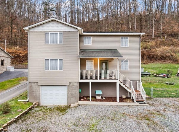 341 State Highway 292 E, Goody, KY 41514