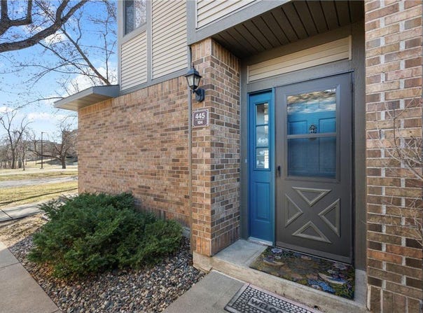 445 Shelard Parkway, Saint Louis Park, MN 55426