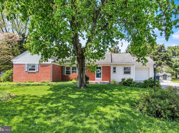 65 CONFEDERATE Drive, GETTYSBURG, PA 17325