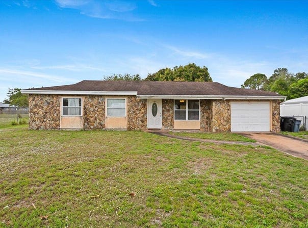 314 SW Cherry Hill Road, Port Saint Lucie, FL 34953