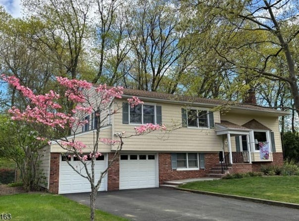 60 Elm St, New Providence Boro, NJ 07974