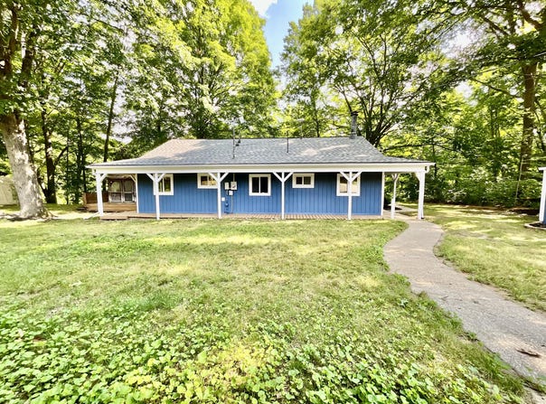 18572 Oxbow Drive, Barryton, MI 49305