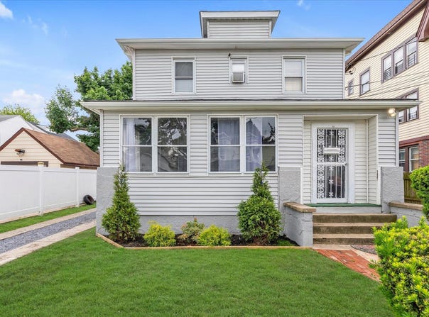 30 Burr Avenue, Hempstead, NY 11550