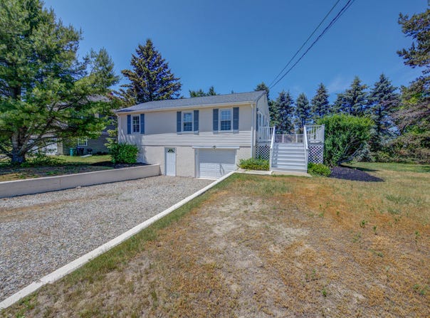 3 Sea Breeze Avenue, Biddeford, ME 04005