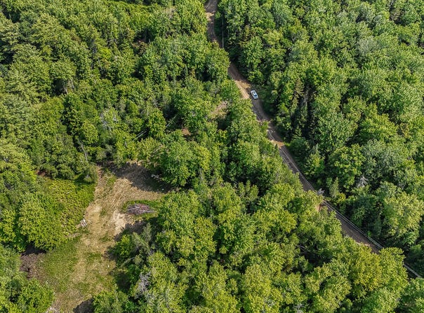 68 Mayflower Lane, Berwick, ME 04347