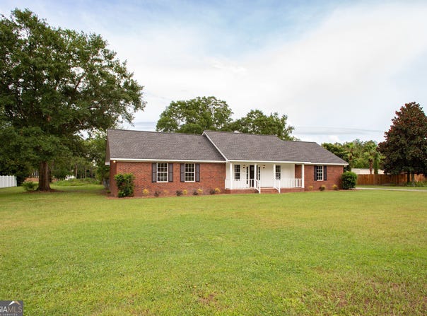 2918 Blue Jay, Waycross, GA 31501