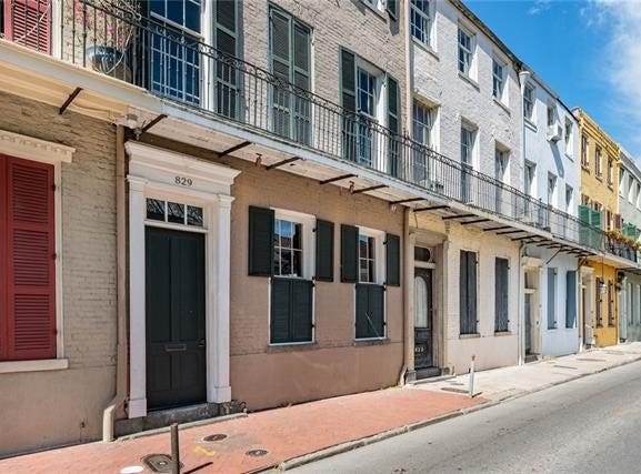 833 BURGUNDY A,C,E Street, New Orleans, LA 70116